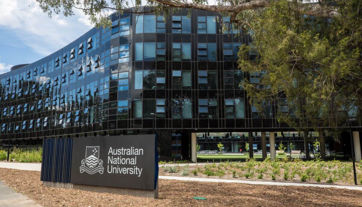 Australian Natonal University Scholarship